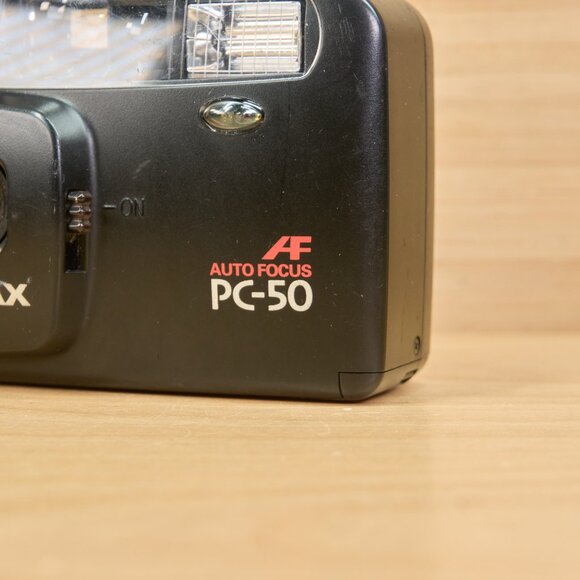 Pentax PC-50 AF / 35mm Film Point and Shoot Camera / Vintage Compact / - Picture 3 of 7